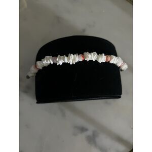 White Chip Puka Shell  Glass Beads Red White 7 3/4” Bracelet Unisex Beach Sufer